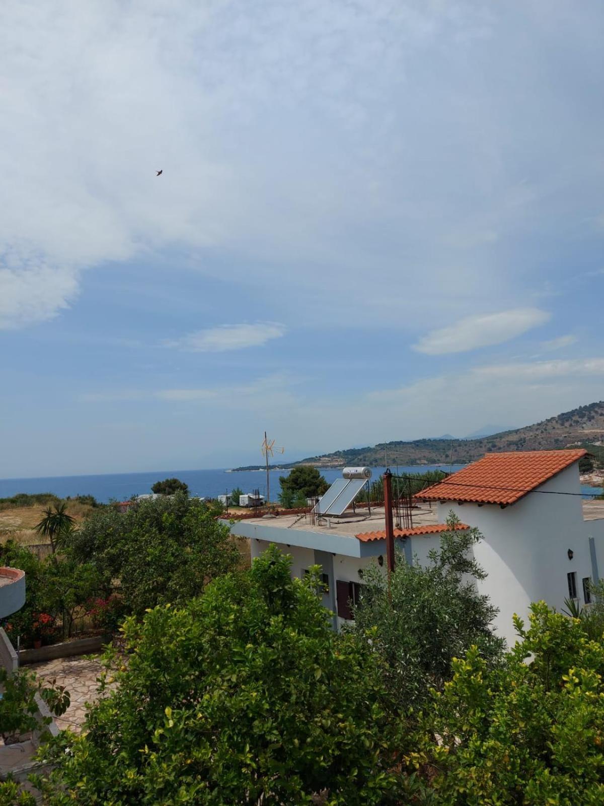 Vila Rexhaj Ksamil Exteriör bild